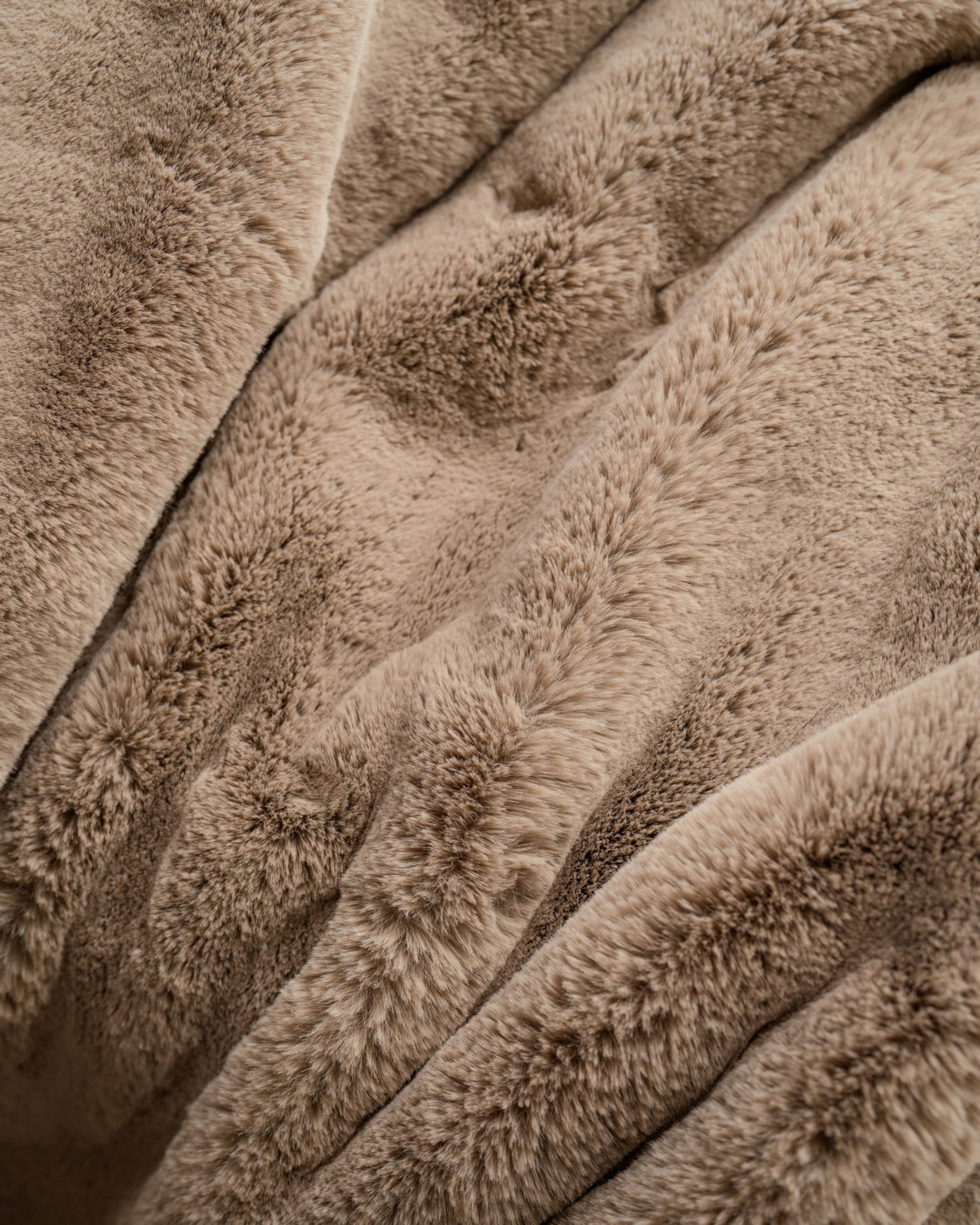 Cozy Earth Cuddle Blanket - Faux Fur Ultra-Soft Luxury Throw Blanket - Thick & Cozy Oversized Design for Lounging or Sharing - Machine Washable - Oversize Throw 80" x 60" Walnut - Image 3