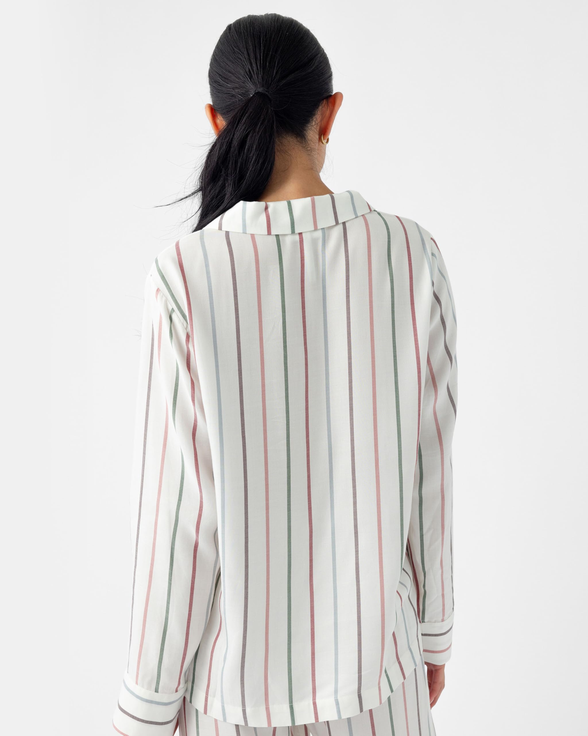 Cozy Earth Soft Woven Long Sleeve Pajama Set For Women - Luxury Button-Up Sleepwear - Image 4