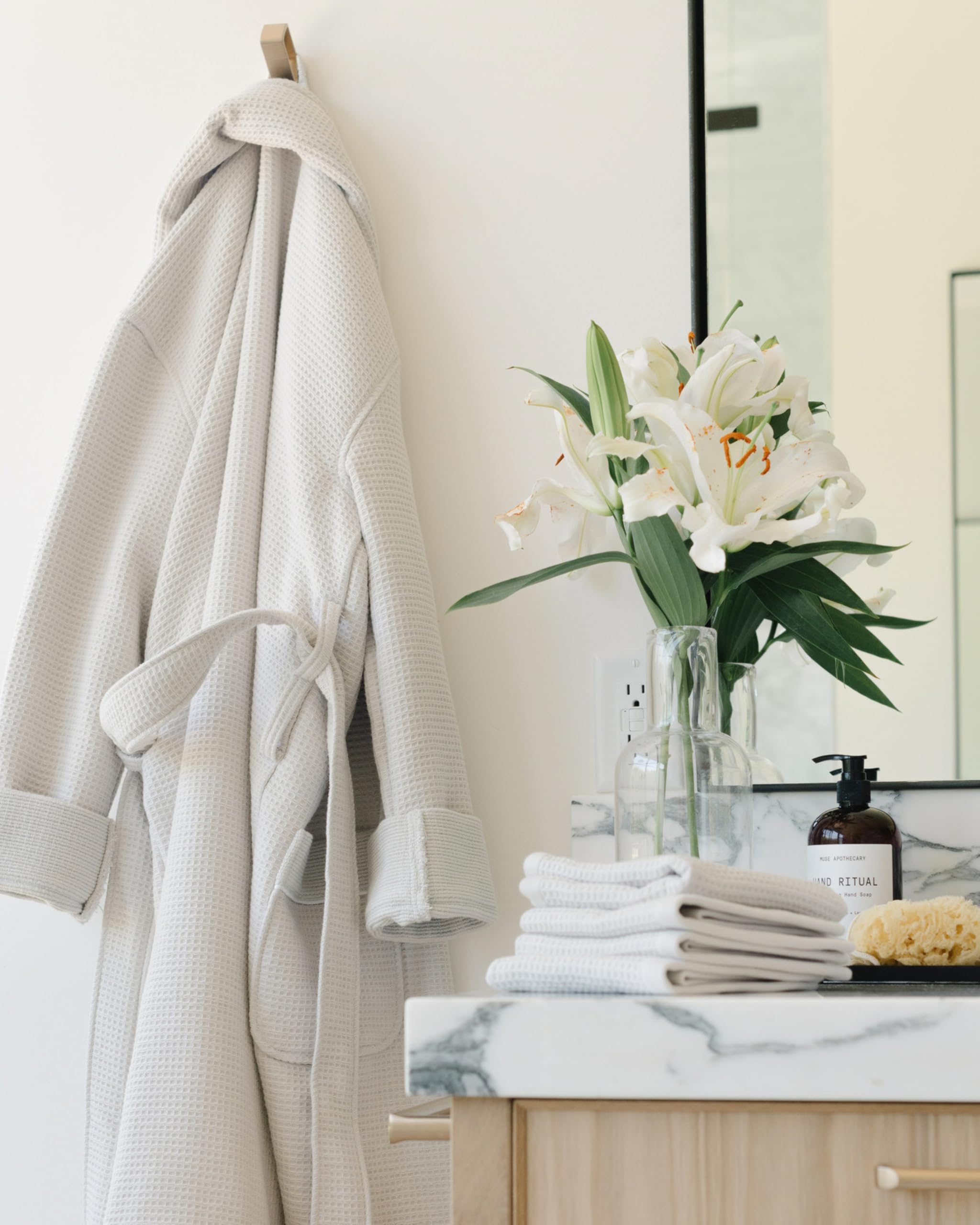 Cozy Earth Waffle Bath Robe - Lightweight Spa Robe with Pockets - 40% Viscose from Bamboo Blend - Image 6