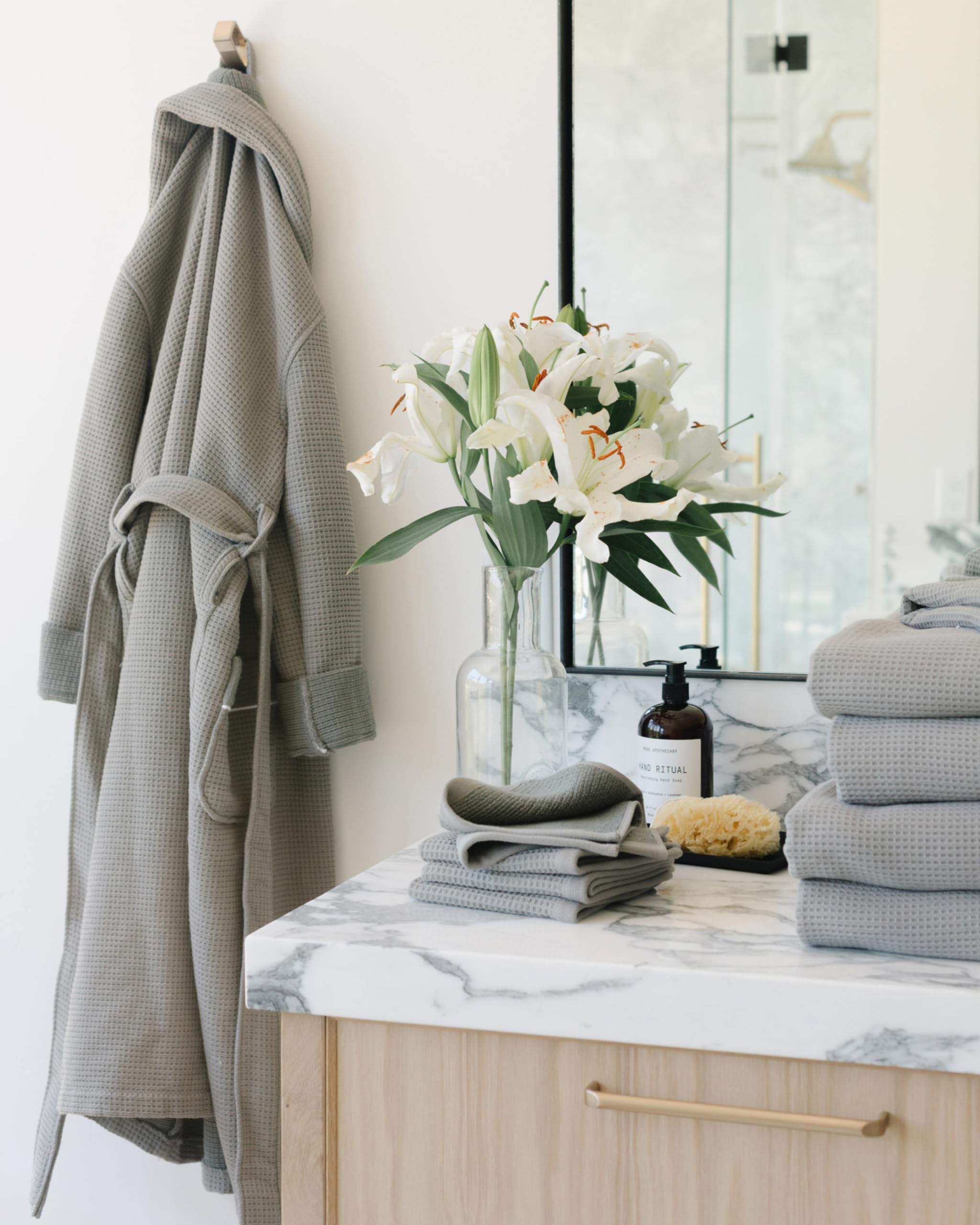 Cozy Earth Waffle Bath Robe - Lightweight Spa Robe with Pockets - 40% Viscose from Bamboo Blend - Image 6